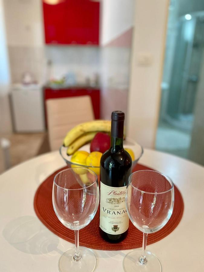 Apartments Marina Bečići Eksteriør billede