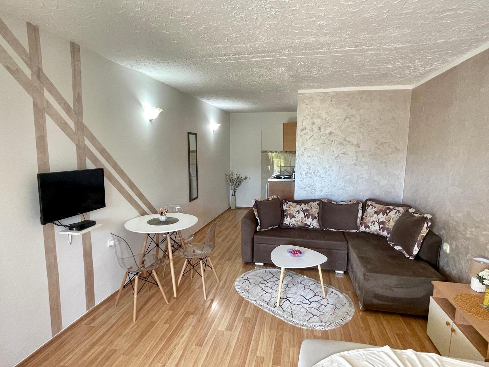 Apartments Marina Bečići Eksteriør billede