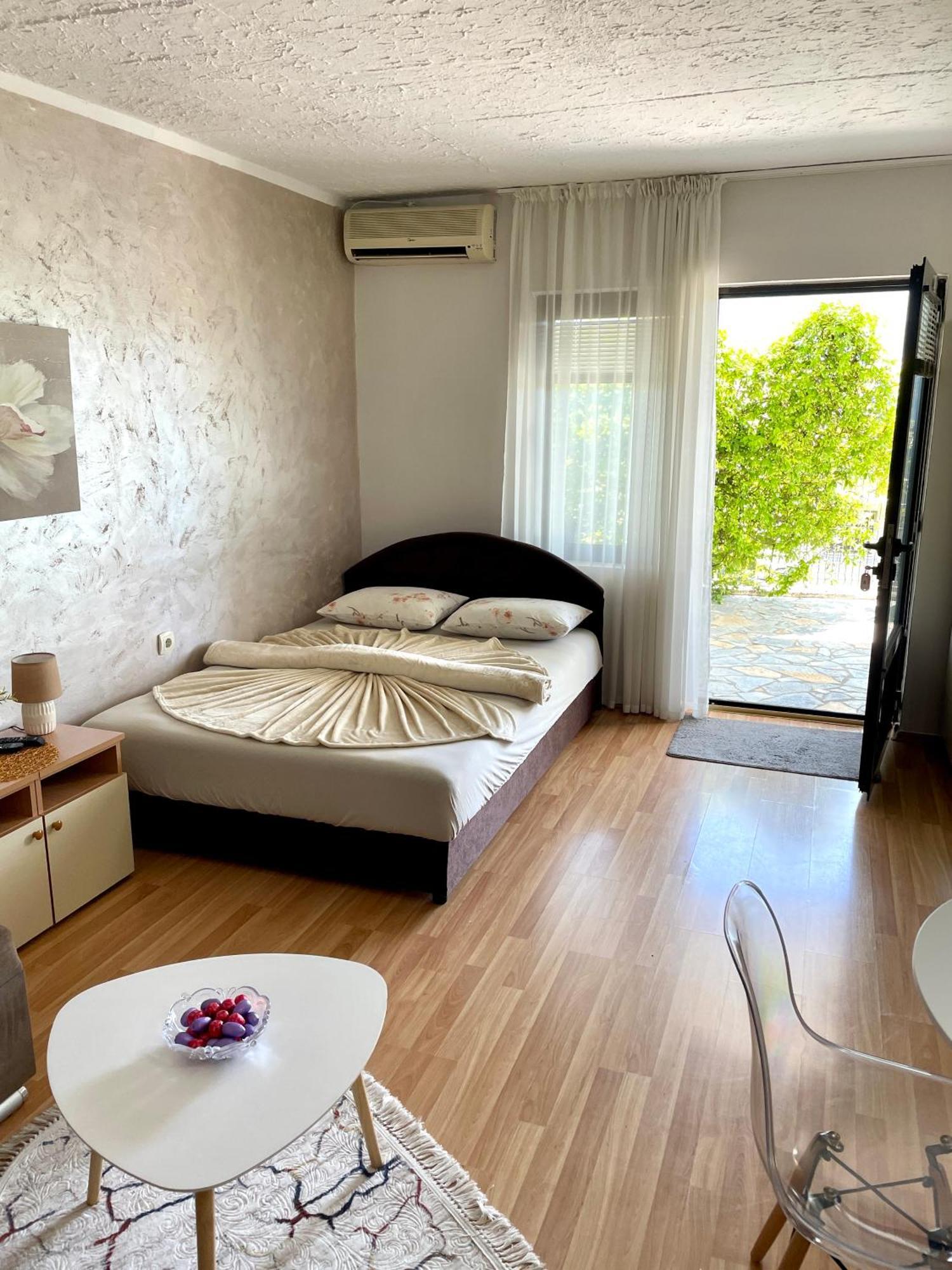 Apartments Marina Bečići Eksteriør billede