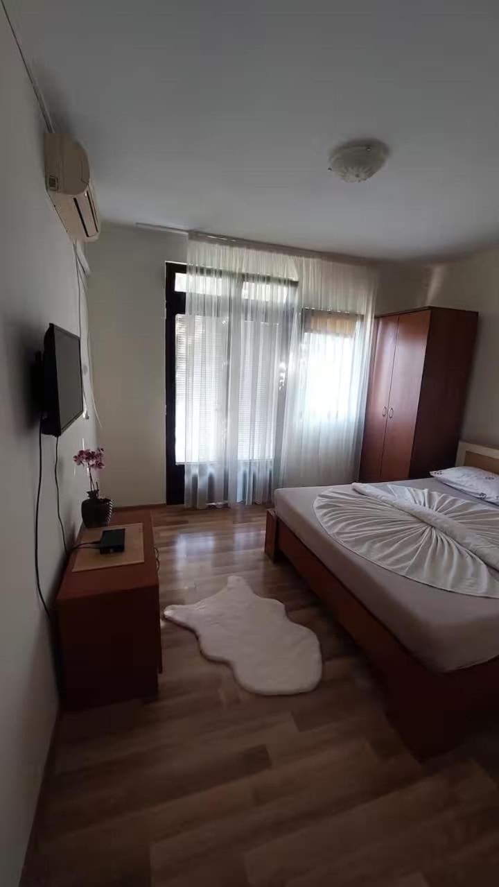 Apartments Marina Bečići Eksteriør billede